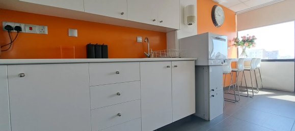 Офис с 6 комнатами в Никосия, Кипр № 26318 7