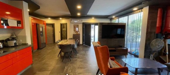 5 bedrooms Villa in Pattaya, Thailand No. 19734 9