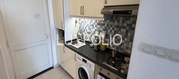 Studio in Palm Jumeirah, UAE No. 100960 4