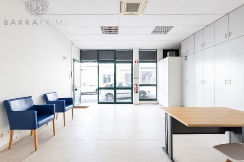 115m² Commercial property in Faro, Portugal No. 267621