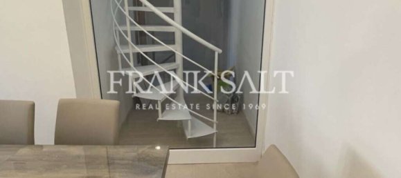 2 bedrooms Maisonette in Floriana, Malta No. 7054 13