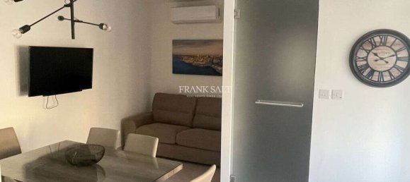 2 bedrooms Maisonette in Floriana, Malta No. 7054 5