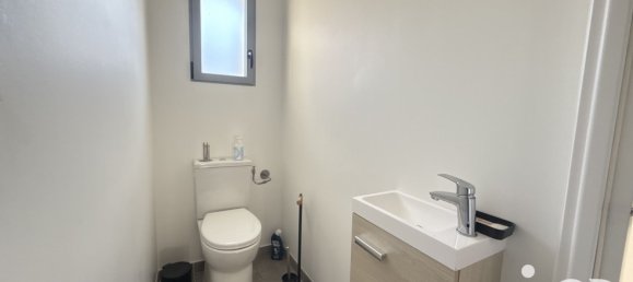 3 bedrooms House in Vienne, France No. 302631 13