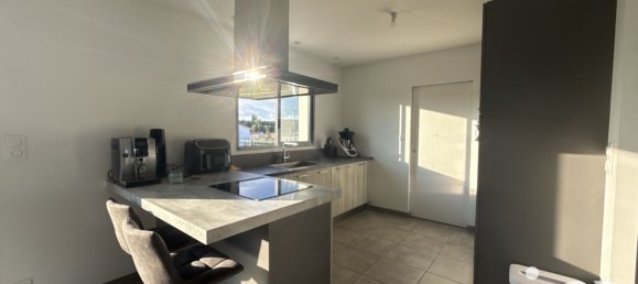 3 bedrooms House in Vienne, France No. 302631 3