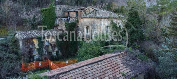 Studio in Terni, Italy No. 1516 9