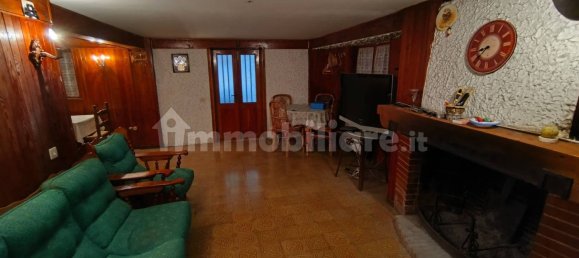 3 Schlafzimmer Villa in Tagliacozzo, Italy, Nr. 346892 13