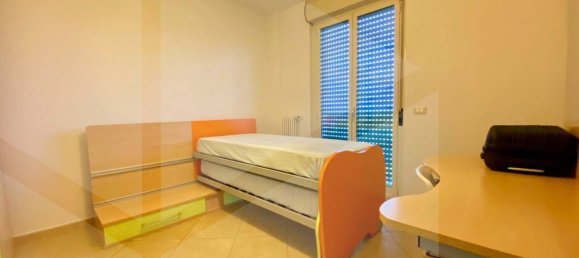 Квартира с 3 комнатами в Пало дель Колле, Италия № 233950 21