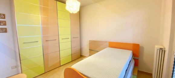 Квартира с 3 комнатами в Пало дель Колле, Италия № 233950 22