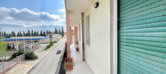 Квартира с 3 комнатами в Пало дель Колле, Италия № 233950 12