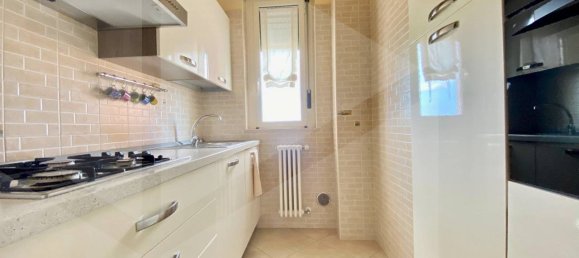 Квартира с 3 комнатами в Пало дель Колле, Италия № 233950 15