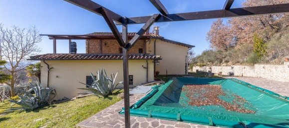 5 bedrooms House in Montone, Italy No. 150441 28