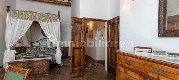 5 bedrooms House in Montone, Italy No. 150441 17