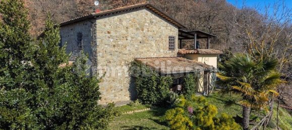 5 bedrooms House in Montone, Italy No. 150441 46