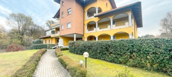 4 rooms Apartment in San Maurizio d'Opaglio, Italy No. 104842 2