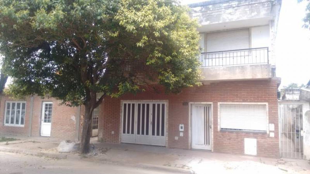 3 bedrooms House in Santa Fe, Argentina No. 495