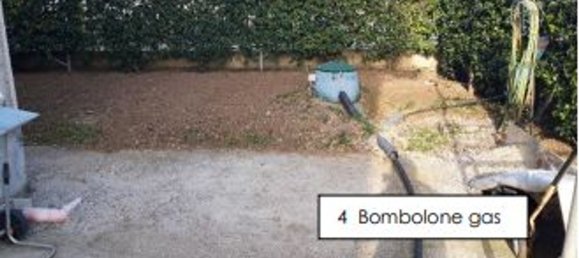 2 Schlafzimmer Haus in Mantua, Italy, Nr. 359459 4