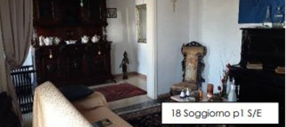 2 Schlafzimmer Haus in Mantua, Italy, Nr. 359459 14
