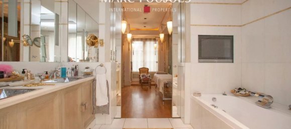 4 bedrooms Hotel in Paris, France No. 186615 21