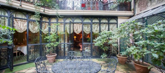 4 bedrooms Hotel in Paris, France No. 186615 27