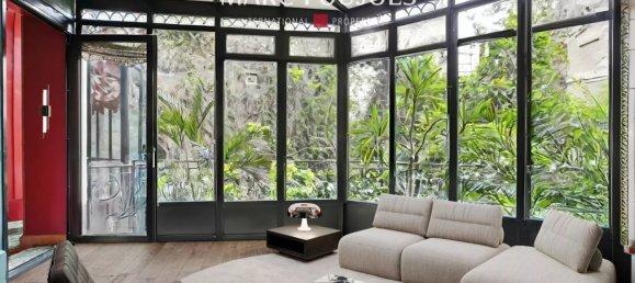 4 bedrooms Hotel in Paris, France No. 186615 3