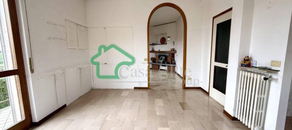 5 bedrooms Villa in Secugnago, Italy No. 303495 12