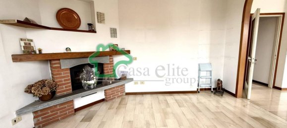 5 bedrooms Villa in Secugnago, Italy No. 303495 31