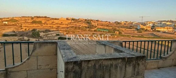 3 bedrooms Apartment in Kercem, Malta No. 6126 4