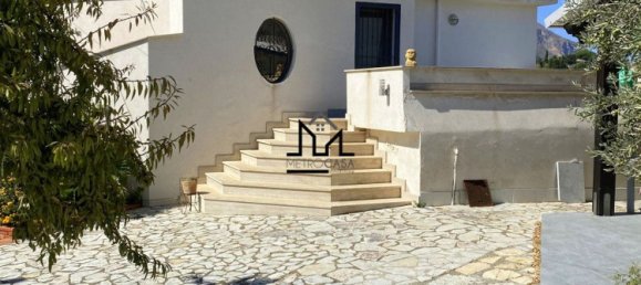 4 rooms Villa in Alcamo, Italy No. 132034 2