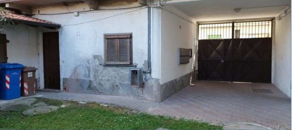 2 rooms Apartment in Vigevano, Italy No. 332683 3