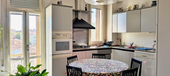 8 bedrooms Apartment in Ferrara, Italy No. 346650 9