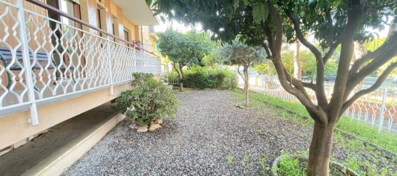 Квартира с 2 спальнями в Лоано, Италия № 374474 6