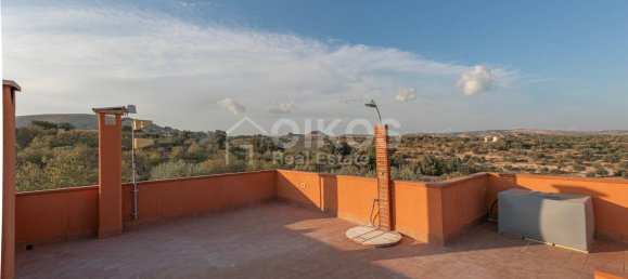 5 rooms Villa in Noto, Italy No. 137607 7