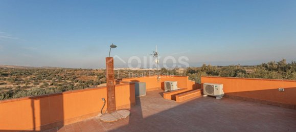 5 rooms Villa in Noto, Italy No. 137607 6