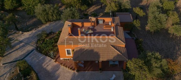 5 rooms Villa in Noto, Italy No. 137607 8