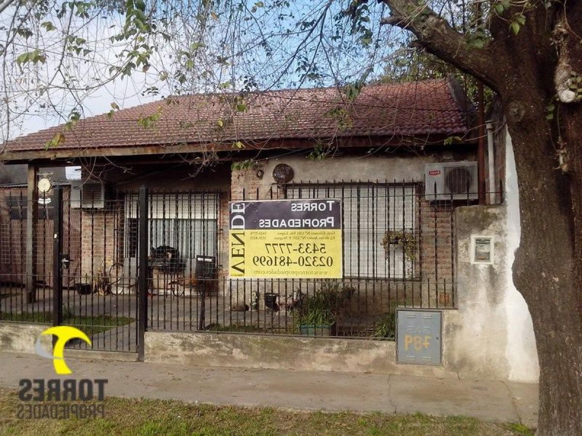 2 bedrooms House in Malvinas Argentinas, Argentina No. 62479