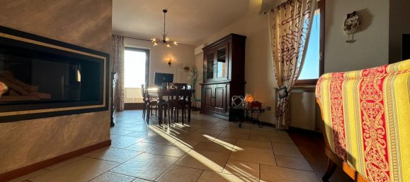 5 rooms Villa in Colognola ai Colli, Italy No. 238113 2