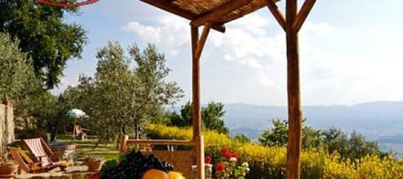 Дом с 4 комнатами в Лоро Чуффенна, Италия № 230840 25