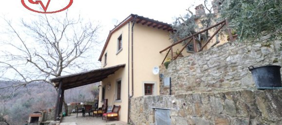 Дом с 4 комнатами в Лоро Чуффенна, Италия № 230840 27