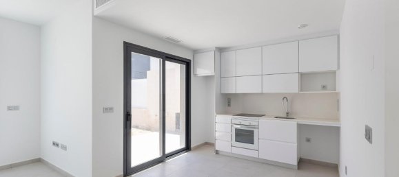 3 bedrooms Villa in Alicante, Spain No. 13530 5