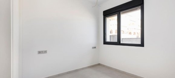 3 bedrooms Villa in Alicante, Spain No. 13530 17