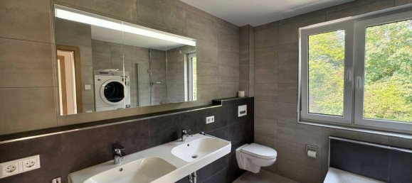 7 rooms Townhouse in Stuttgart, Germany No. 317154 6