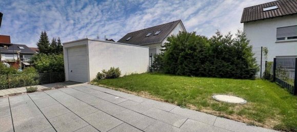 7 rooms Townhouse in Stuttgart, Germany No. 317154 5