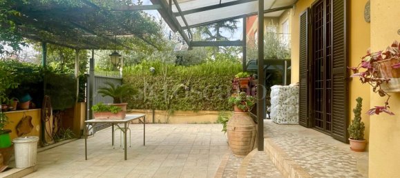 5-Zimmer Wohnung in Rome, Italy, Nr. 176436 2