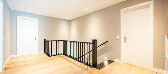 4 bedrooms Villa in Wandsbek, Germany No. 328444 9