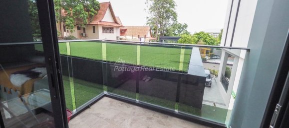 Studio in the Condo in Pattaya, Thailand No. 20510 4