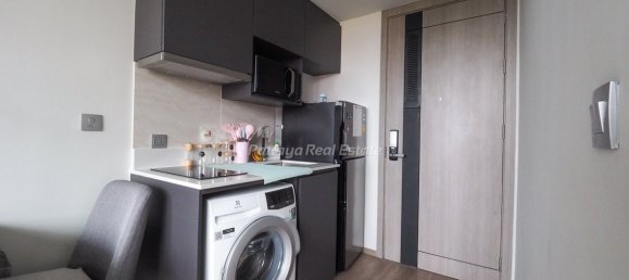 Studio in the Condo in Pattaya, Thailand No. 20510 10