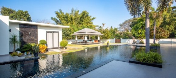 Дом с 6 спальнями в Хуа Хин, Таиланд № 58809 5