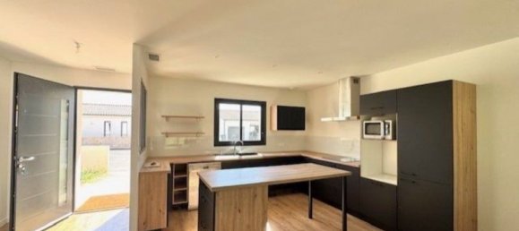 3 Schlafzimmer Haus in Tarn, France, Nr. 317327 2