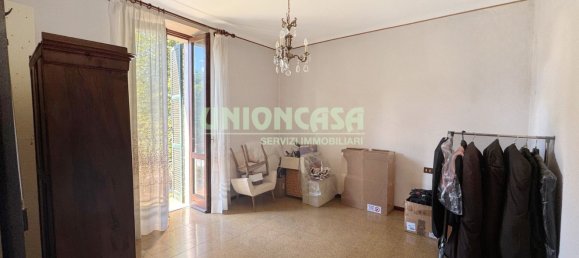 5 Schlafzimmer Haus in Tradate, Italy, Nr. 372591 15