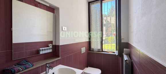 5 Schlafzimmer Haus in Tradate, Italy, Nr. 372591 10